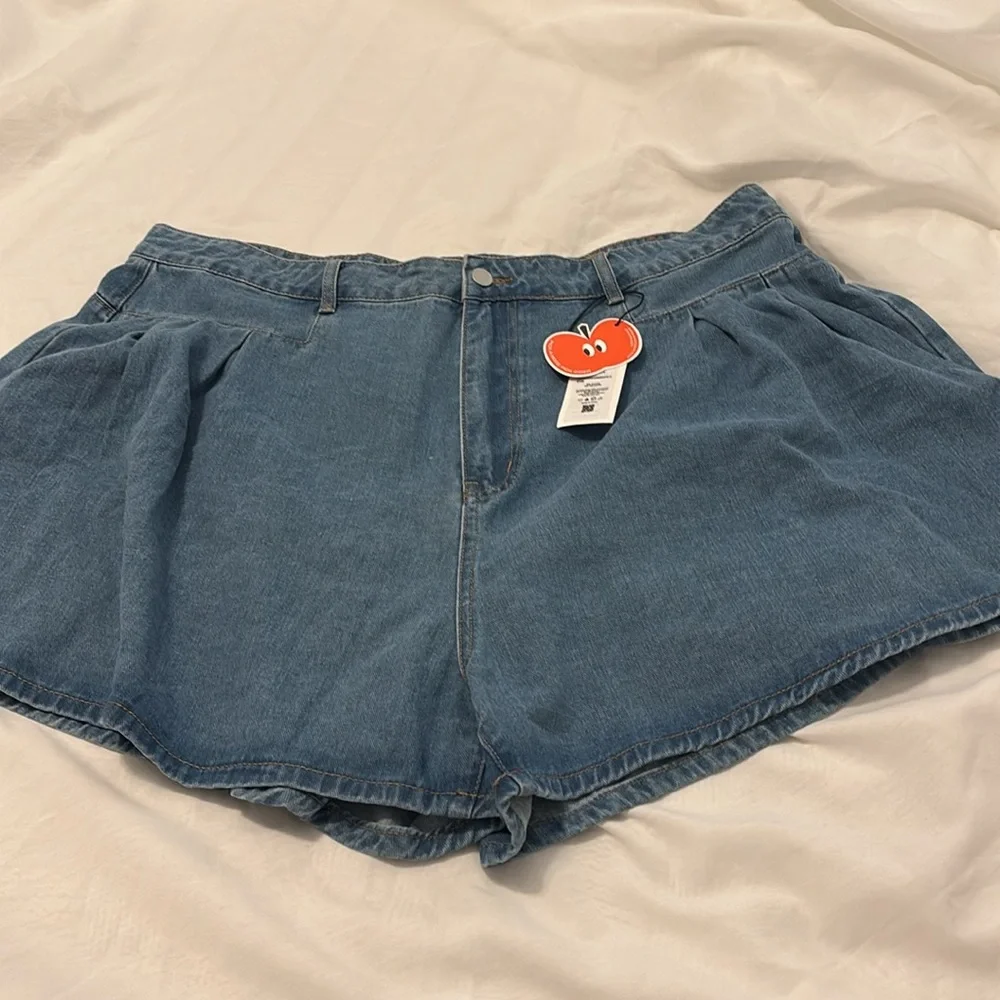 Cider jorts Jean shorts denim SZ 2X plus size baggy oversized light wash NWT